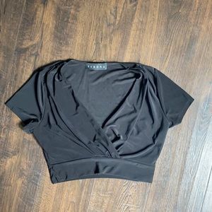 Black short sleeve V-neck top!